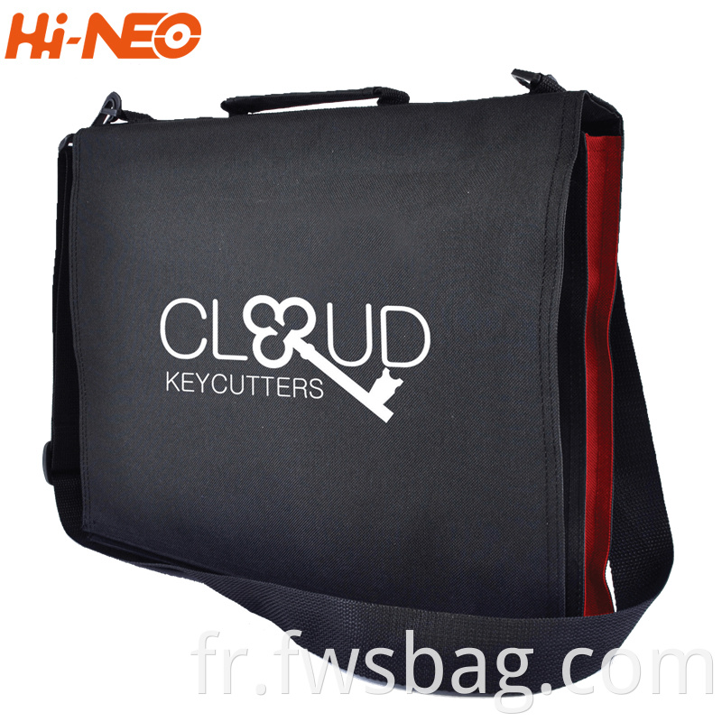 2022 Wholesale Custom Waist Bags Fashion Belt Bag Accept Logo Printed Document Bag Chest Pack For Office Supplies4